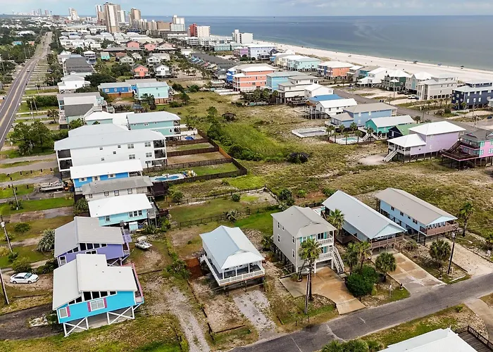 W/ Water Views, Walk To Beach! Holiday home *